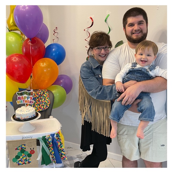 Hi Everybody ~ I’m Ellen! 🤗 - Picture 5 of 11